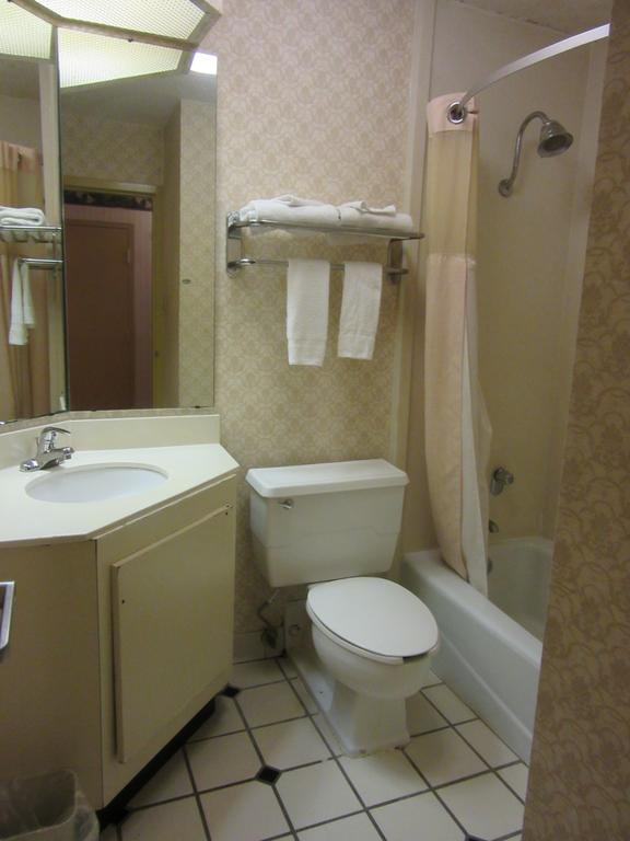 ممفيس Governor'S Inn & Suites الغرفة الصورة